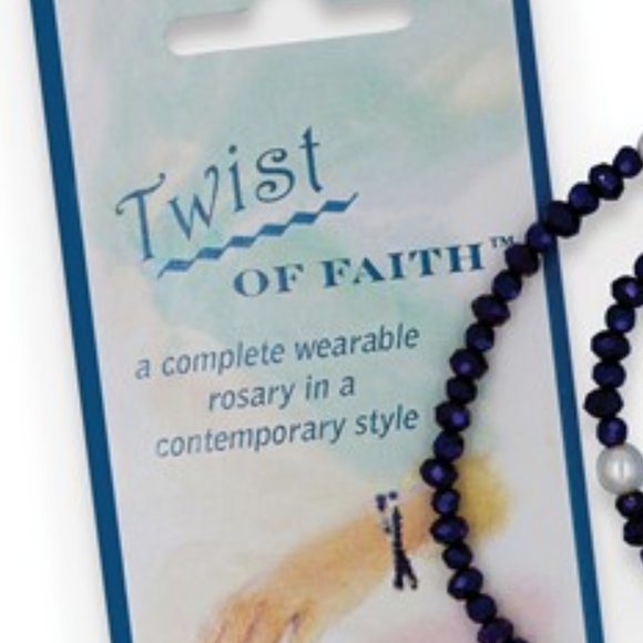 Purple Glass and Imitation Pearl Beads Twist of Faith Rosary Stretch Bracelet - Picture 3 of 3